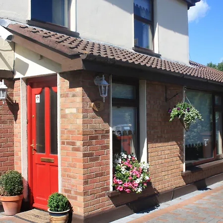Bed & Breakfast Seamount House Swords