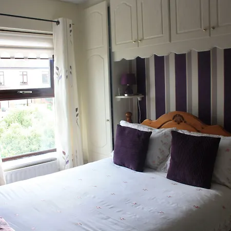 Seamount House Bed & Breakfast