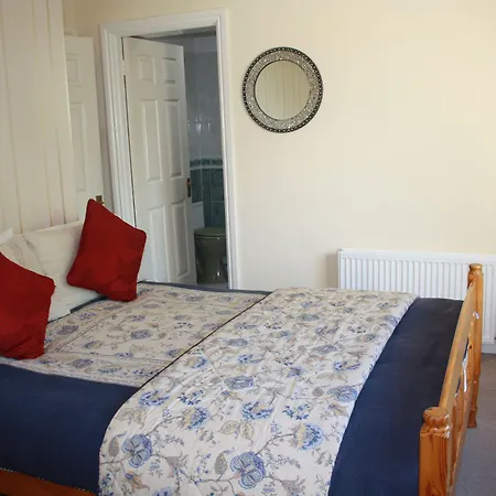 Seamount House Bed & Breakfast 3*