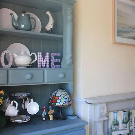 Bed & Breakfast Seamount House 3*