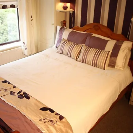 Bed & Breakfast Seamount House Swords