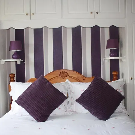 Bed & Breakfast Seamount House 3*
